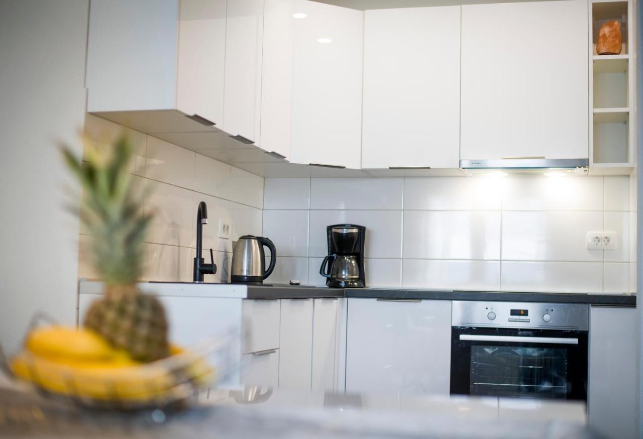 Apartments Mikas Stanici Екстер'єр фото