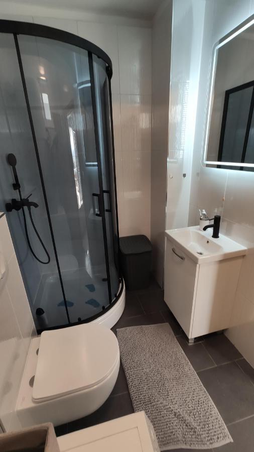 Apartments Mikas Stanici Екстер'єр фото