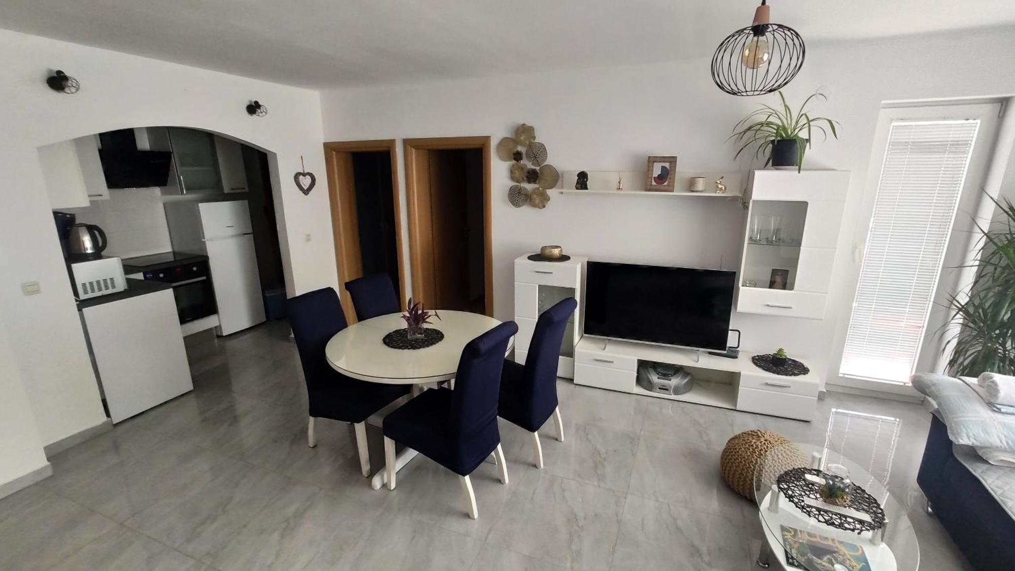 Apartments Mikas Stanici Екстер'єр фото