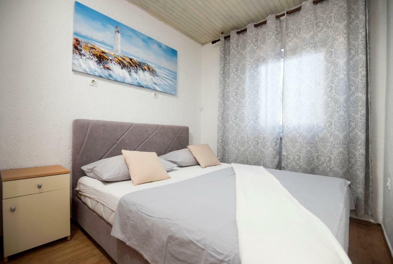 Apartments Mikas Stanici Екстер'єр фото