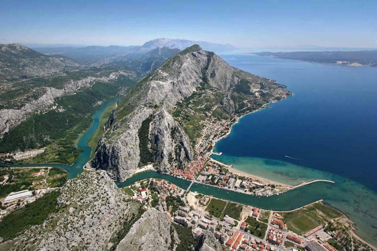 Apartments Mikas Stanici Екстер'єр фото